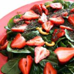 Fresh & Flavorful: Spinach Strawberry Salad with Poppy Seed Dressing