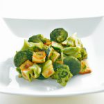 Crunchy Broccoli Salad: A Fresh Twist on Classic Greens